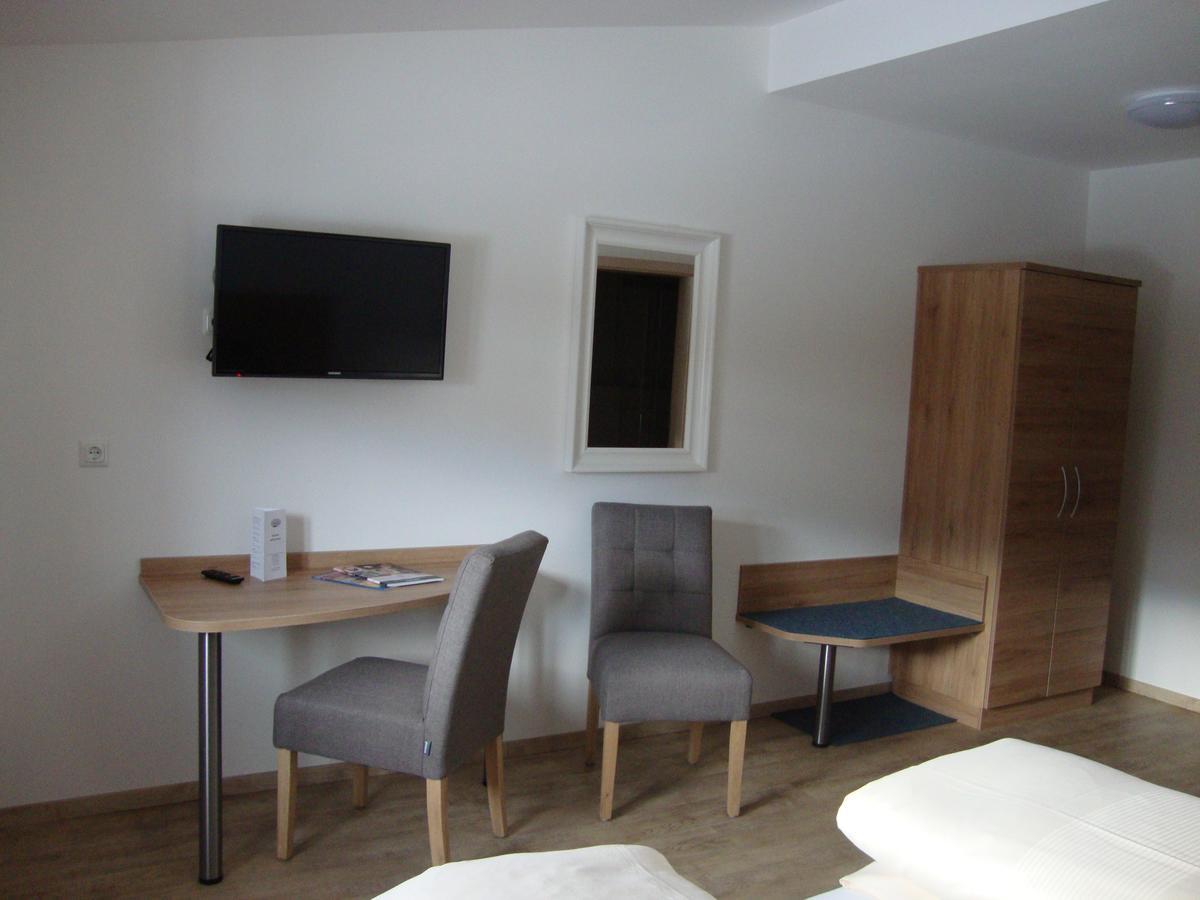 Weixler Schindelberg Hotel โอเบอร์สเทาเฟิน ภายนอก รูปภาพ